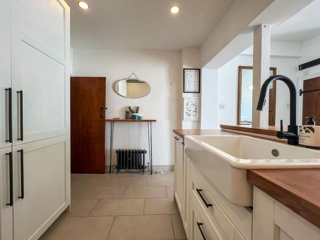 House in Kingston upon Thames - View 5
