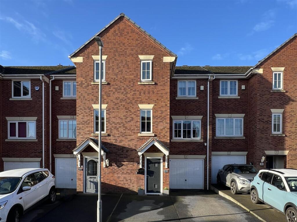 Main image of property: Kiln Avenue, Mirfield