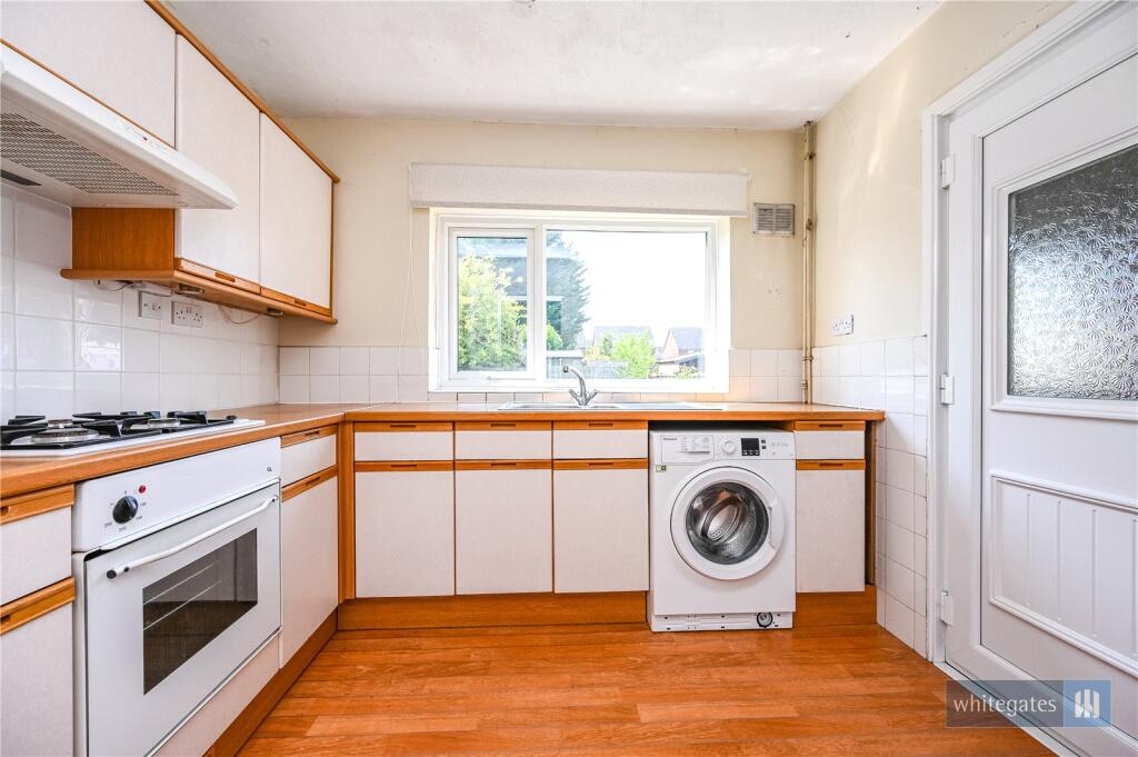 Grinton Crescent, Liverpool, Merseyside, L36 photo 4