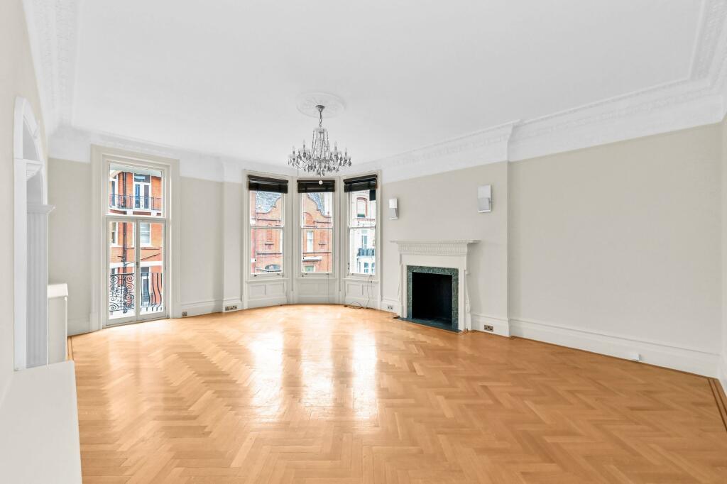 Apartment in London - View 4