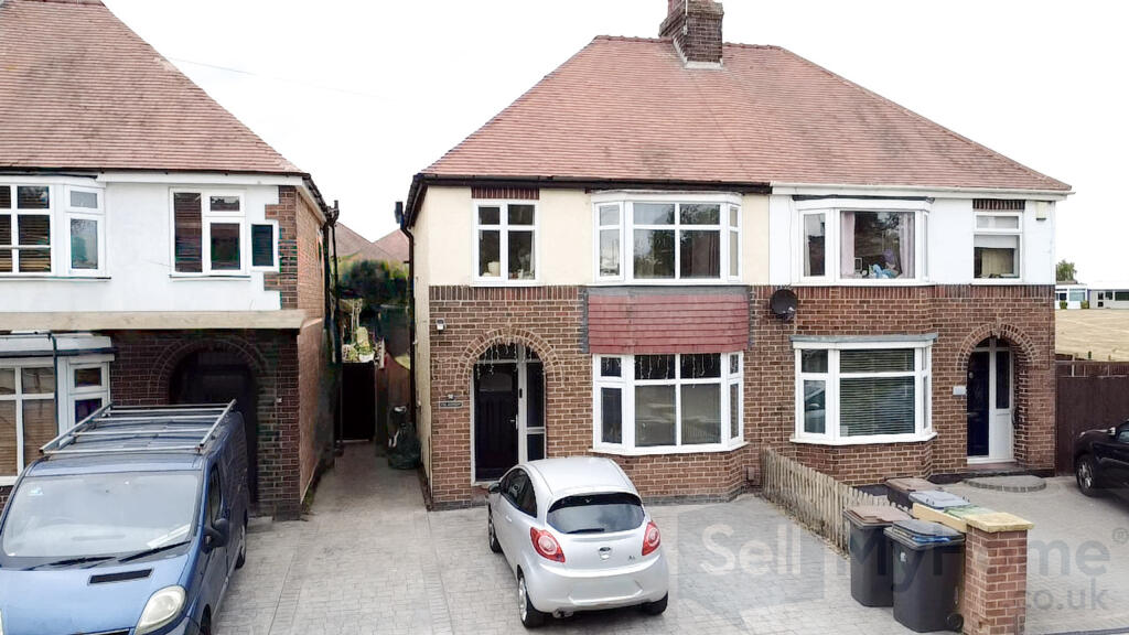 Main image of property: Glenfield Avenue, Nuneaton, Warwickshire