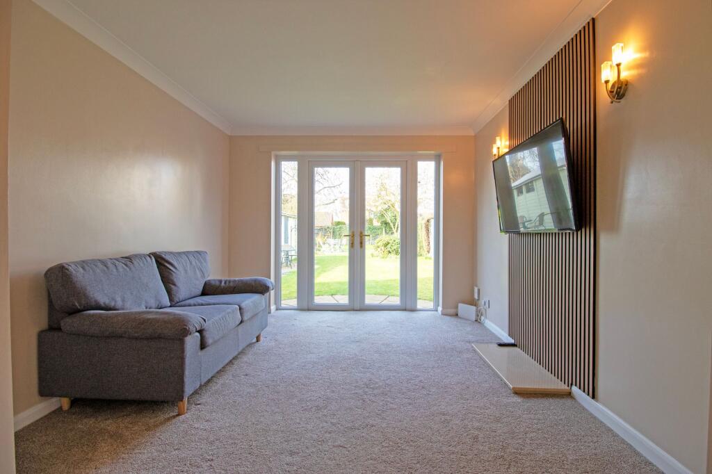 Beech Grove, Burton-Upon-Stather, DN15 photo 4