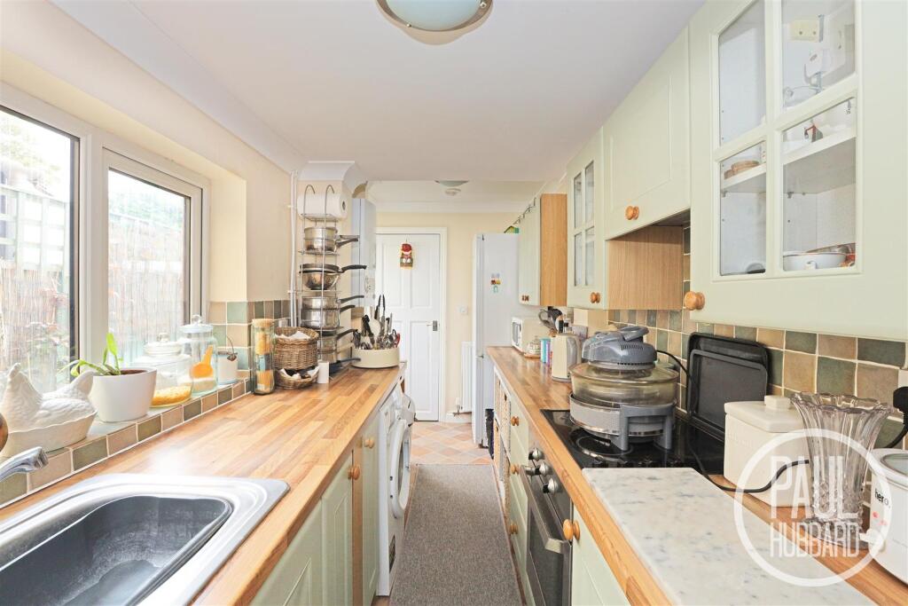 House in East Suffolk, Kirkley, Lowestoft - More