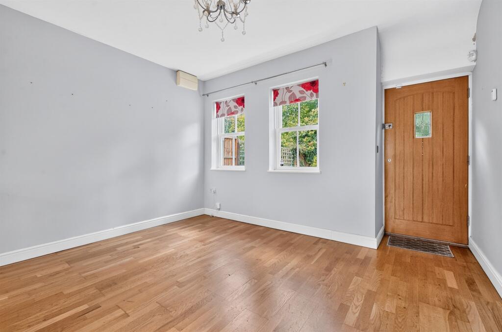 Coldharbour Lane, Harpenden photo 4