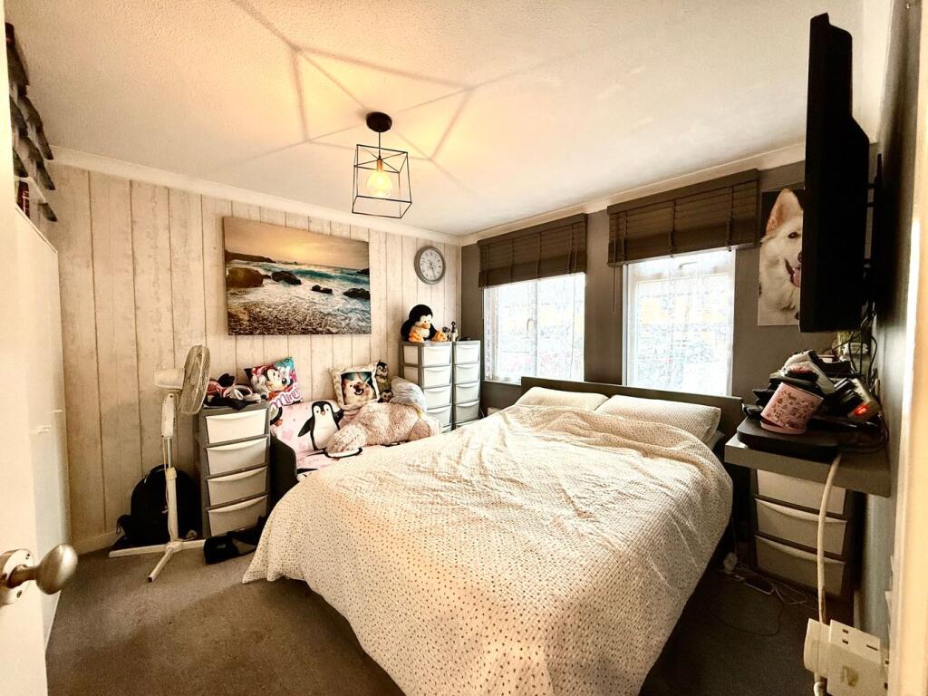 Apartment in Milton Keynes - View 5