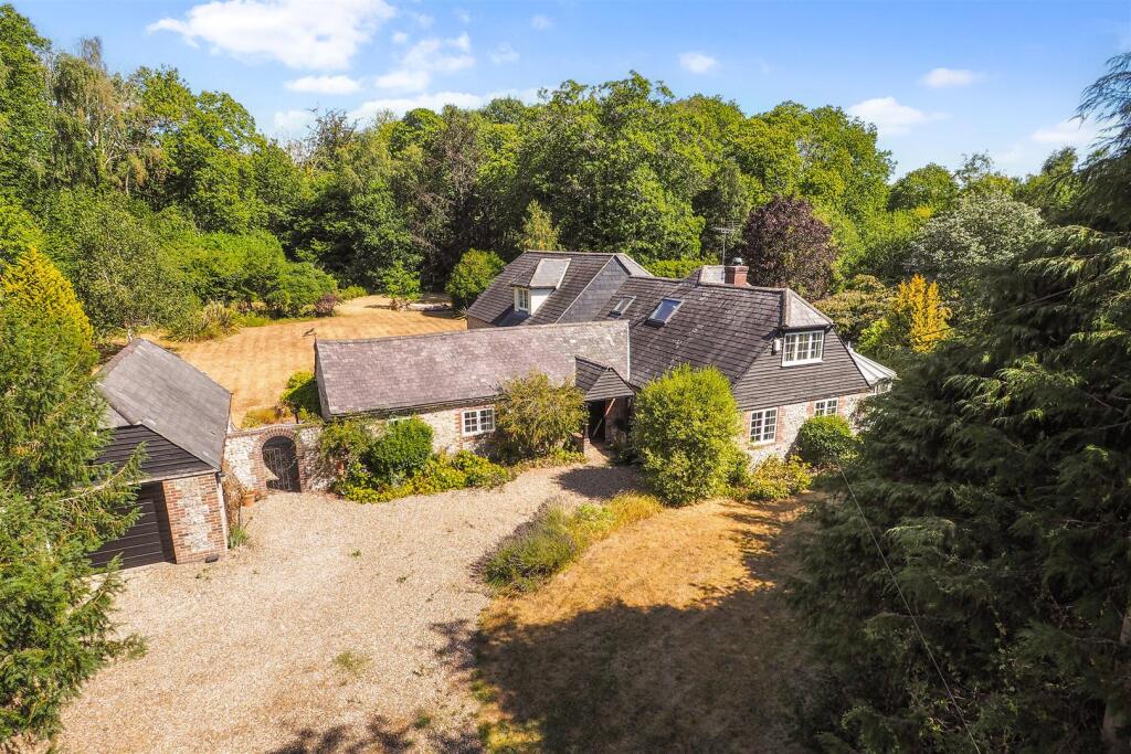 House in Arun, Slindon
