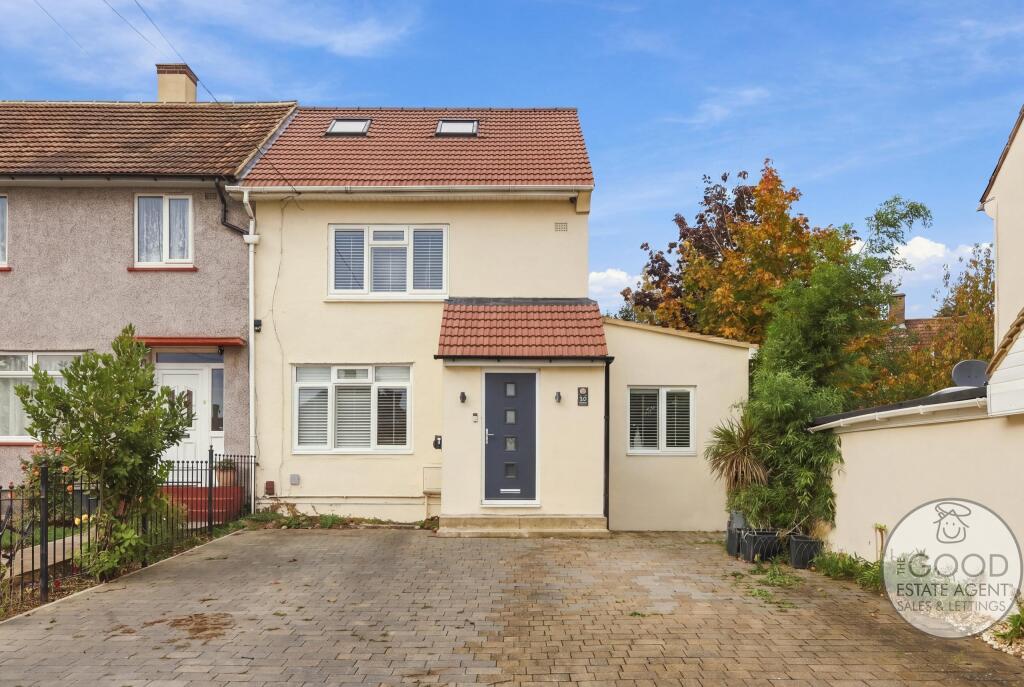 3-bed terraced on Parkmead , Loughton, IG10, £575,000