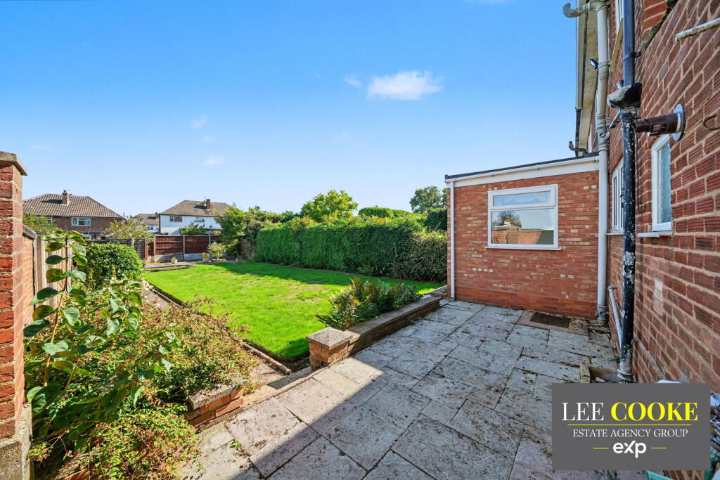 House in Wolverhampton, West Midlands - View 5