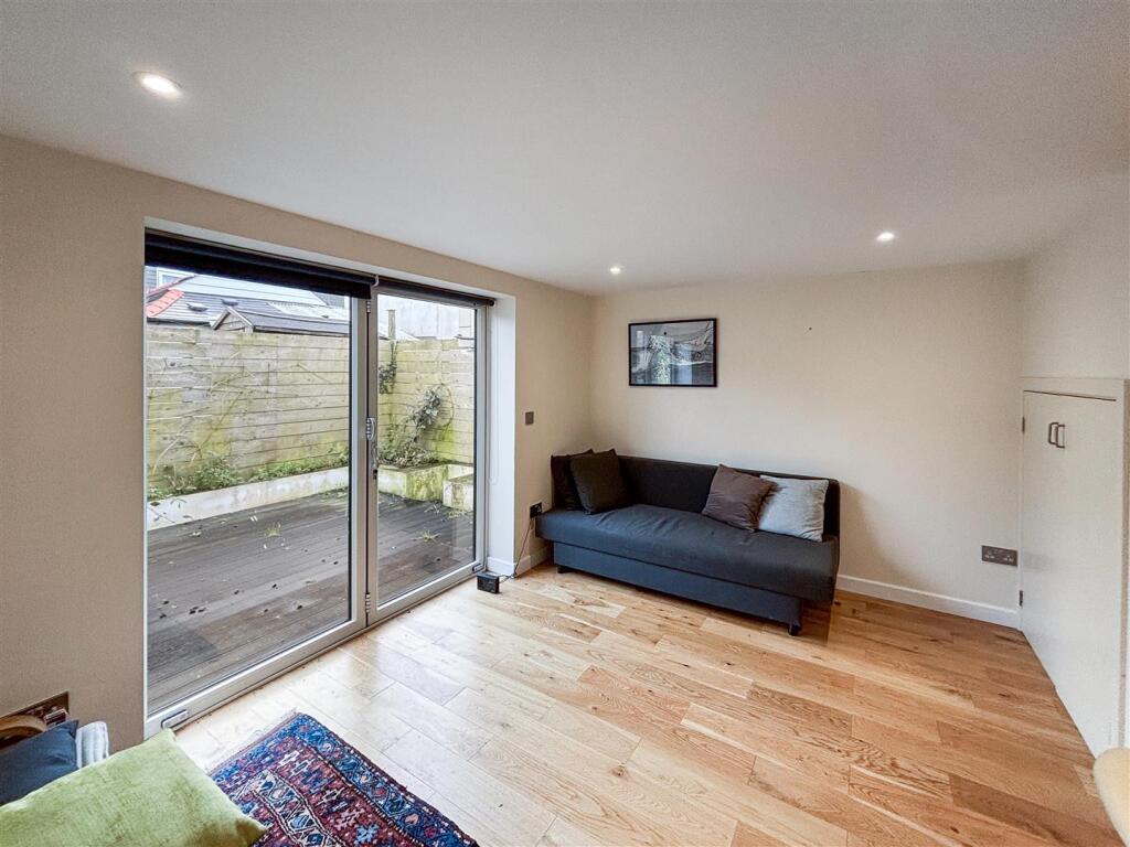 House in Truro - View 4