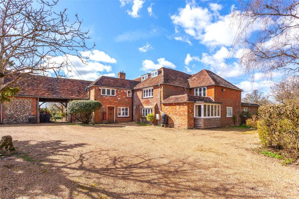 Main image of property: Marlow Road, Cadmore End, High Wycombe, Buckinghamshire, HP14