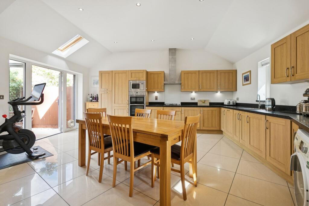 House in Stevenage - More