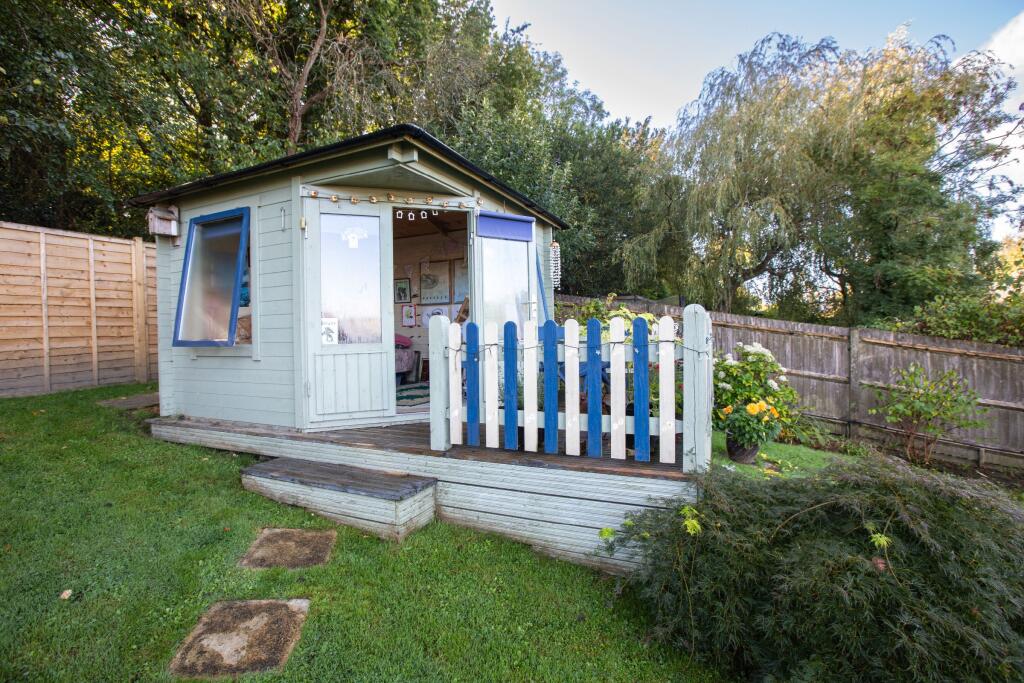 House in Wealden, Crowborough - View 5