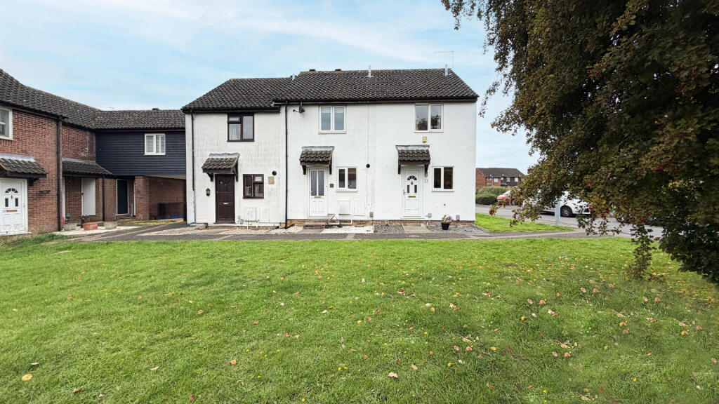 Main image of property: Parishes Mead, Stevenage