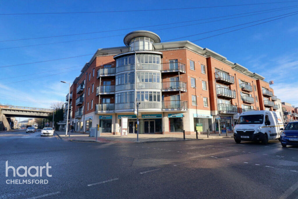 1-bed apartment on Victoria Court, Chelmsford, £180,000