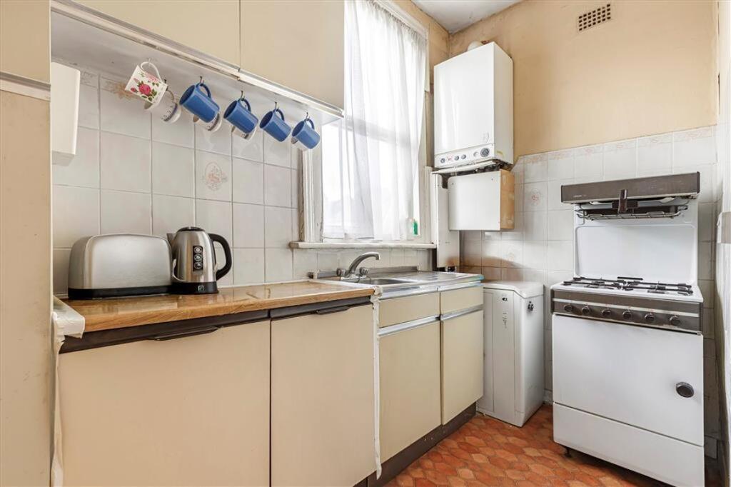 Apartment in London - View 4