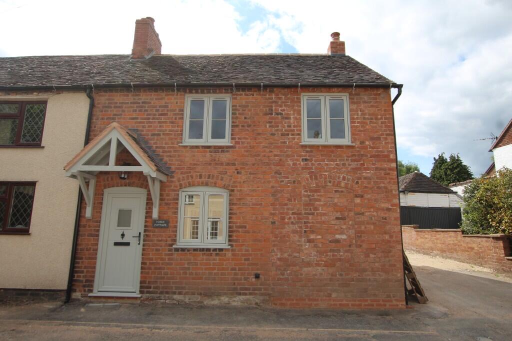 Main image of property: Hints Road, Hopwas, B78