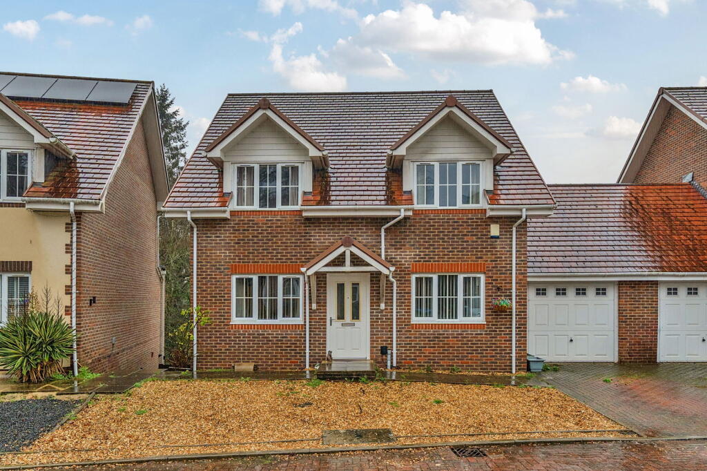 Main image of property: Hill Cottage Gardens, West End, Southampton, SO18