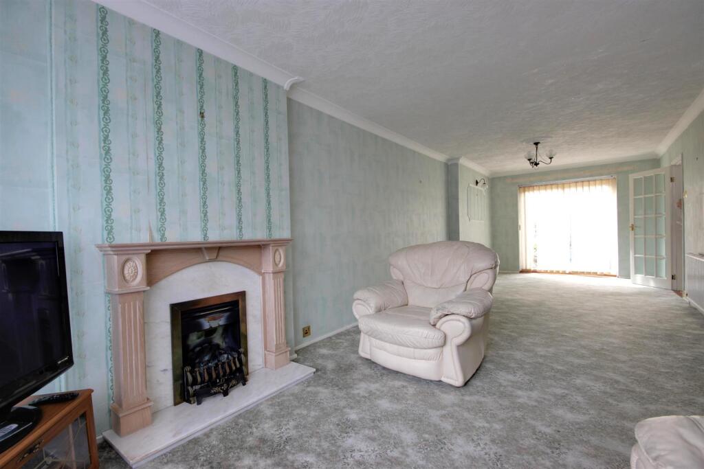 House in Willerby, East Riding of Yorkshire - View 3