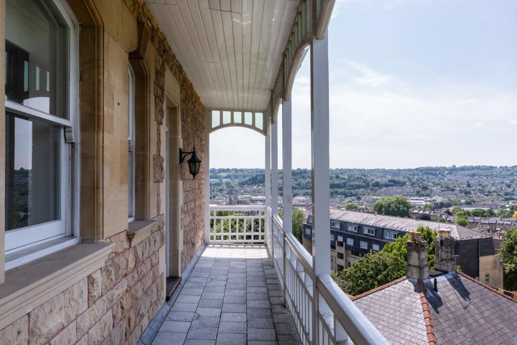 Apartment in Bath - View 2