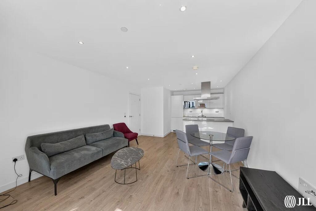 Langham House, New Garden Quarter E15 - Widok 6