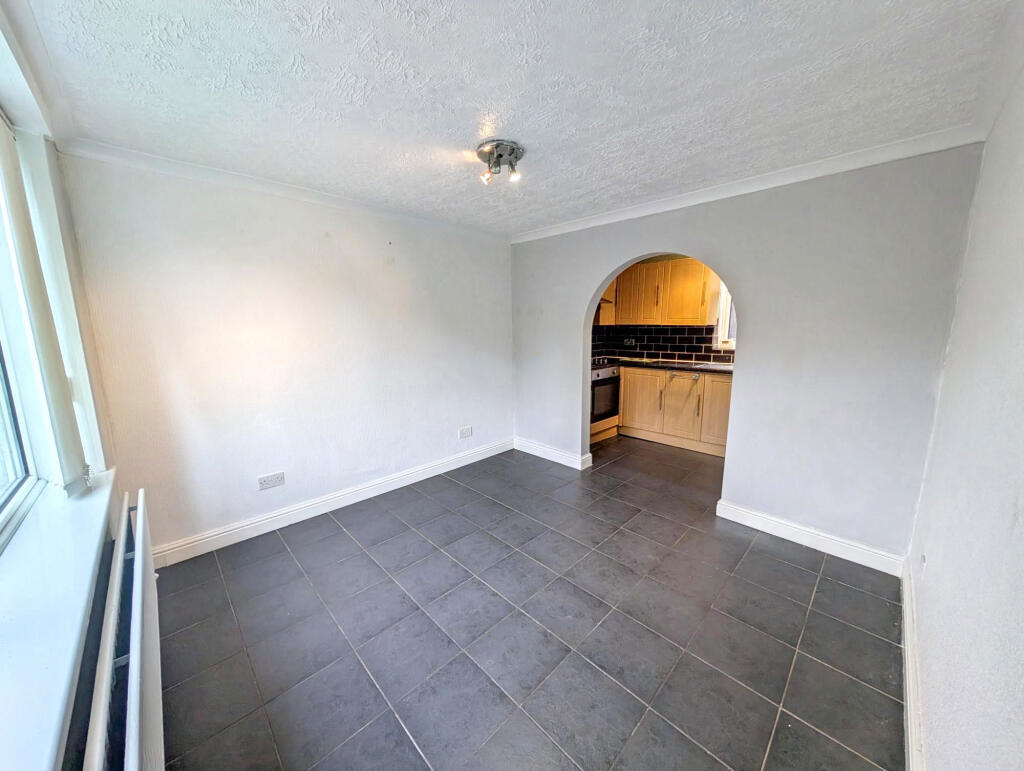 Sharp Road, Newton Aycliffe, Durham, DL5 5NX photo 4
