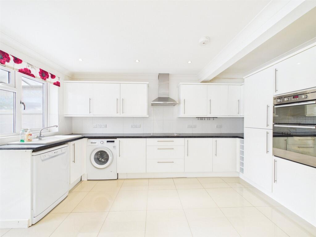 House in Burton - View 5