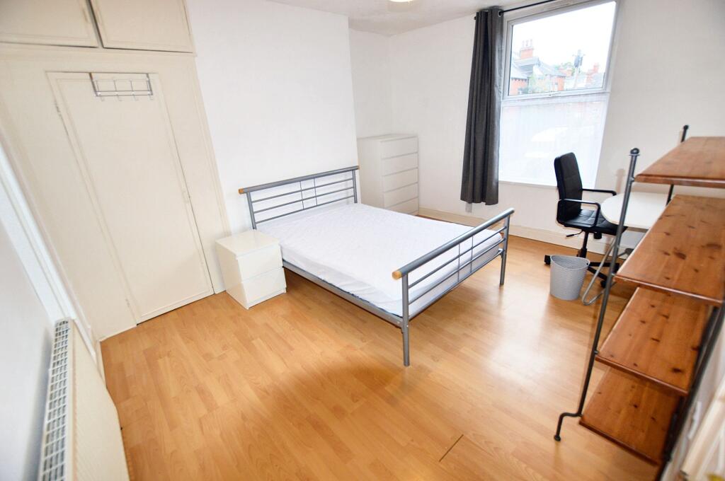 Main image of property: Quarry Mount Place, Leeds, LS6