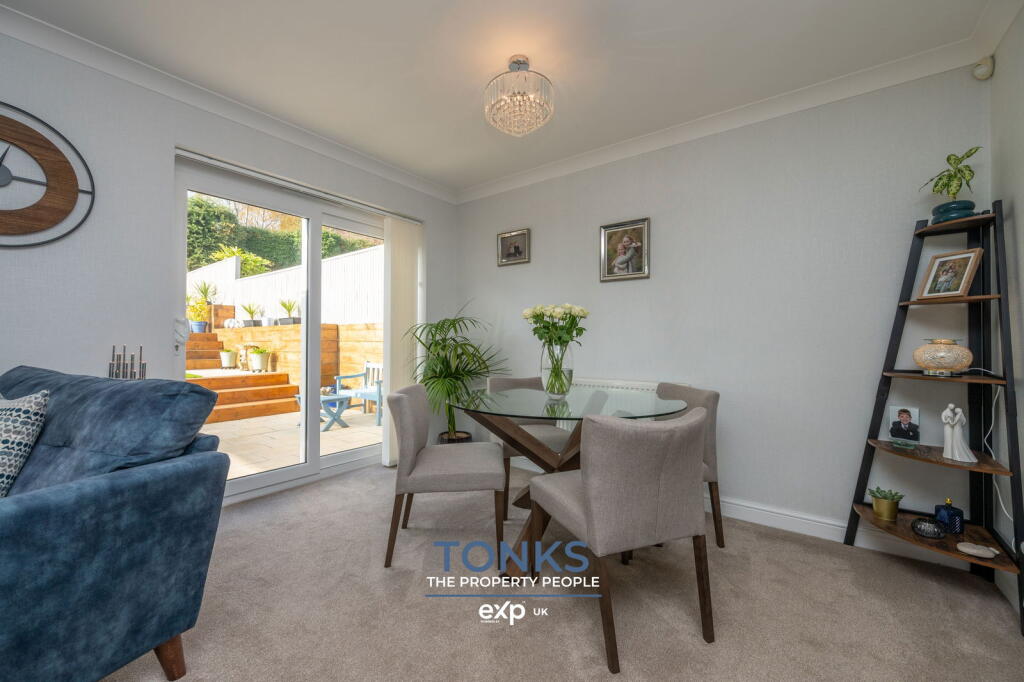 Sefton Drive, Rowley Regis, B65 8QE photo 4