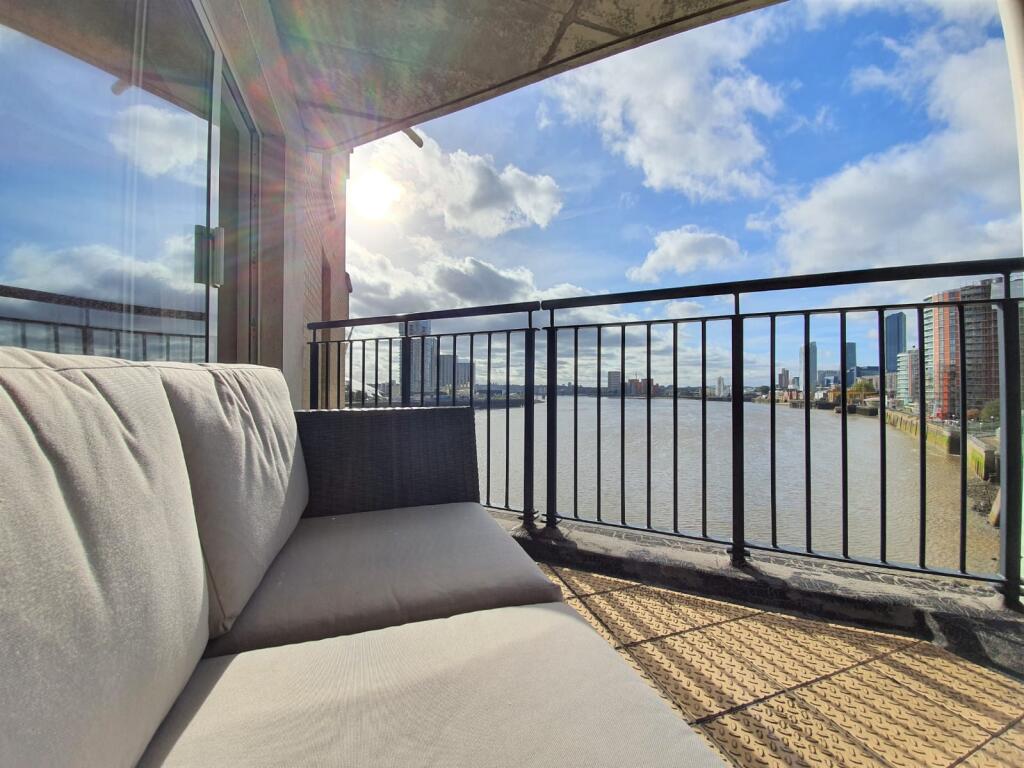 Main image of property: Jamestown Way, London E14 2DB