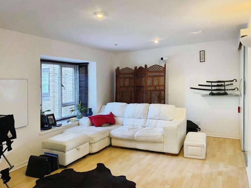 Apartment in Birmingham, Wylde Green, Erdington - View 5