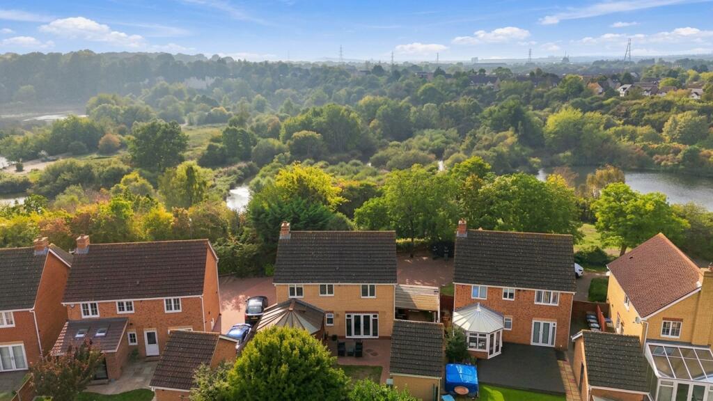 House in Romford - View 2