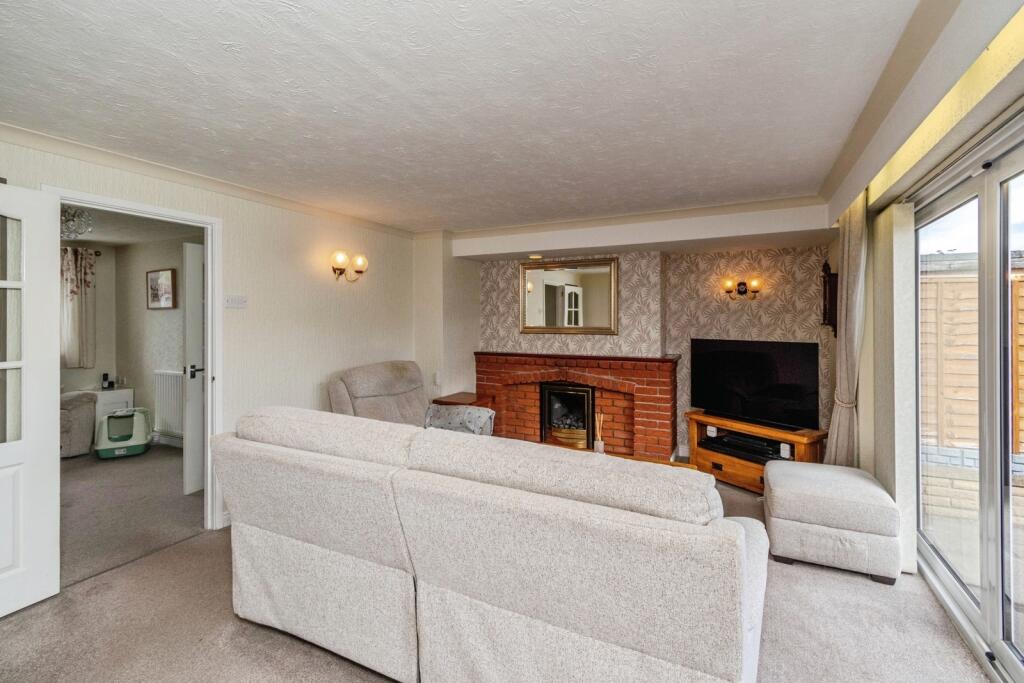 House in Wolverhampton - View 4