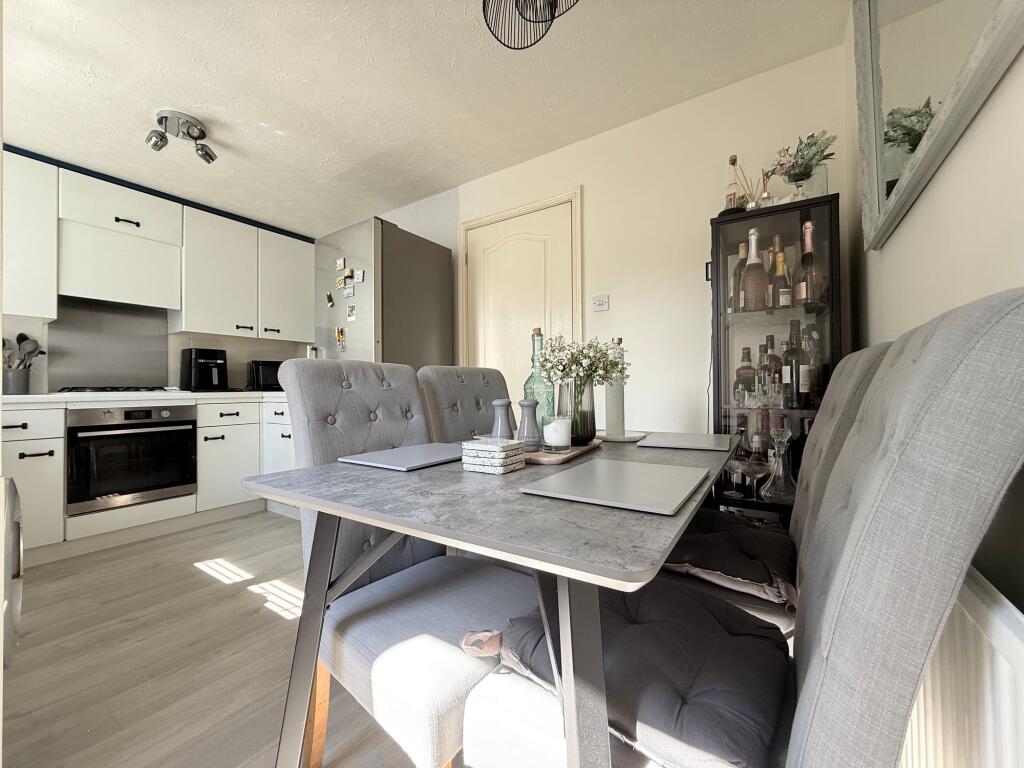 House in Luton, Bramingham Park - More