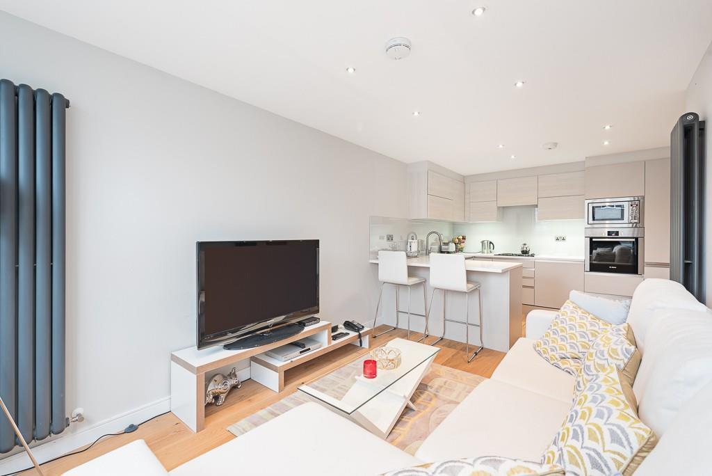 Apartment in London - View 3