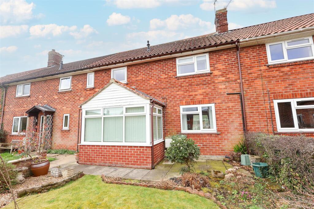 Main image of property: East Lea, Topcliffe, Thirsk