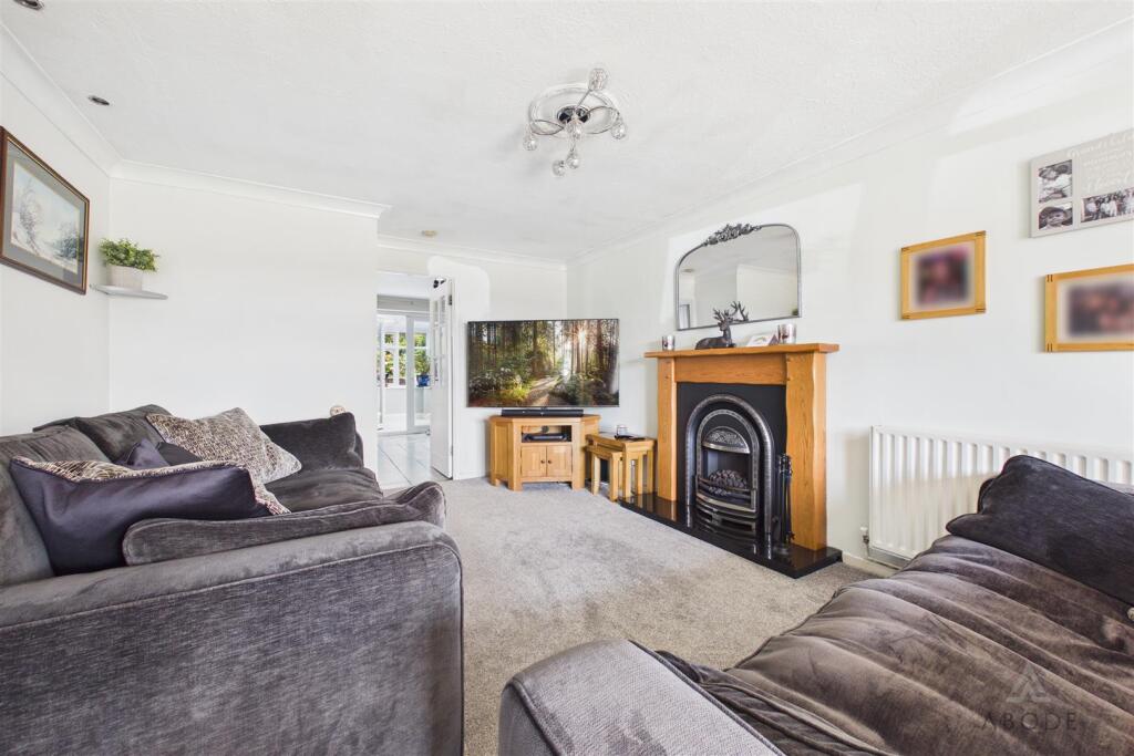 Midhurst Drive, Hednesford, Cannock photo 5