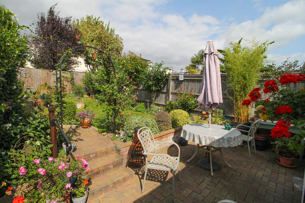 Southdown Road, Drayton photo 4