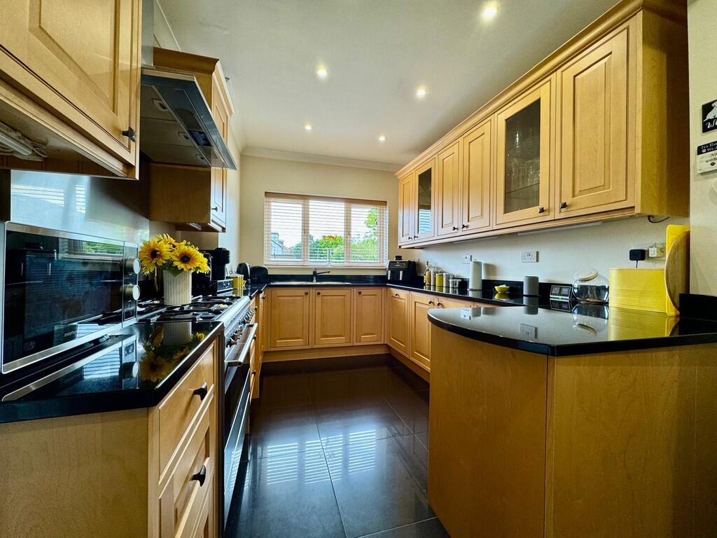 House in Brentwood, Essex - View 2