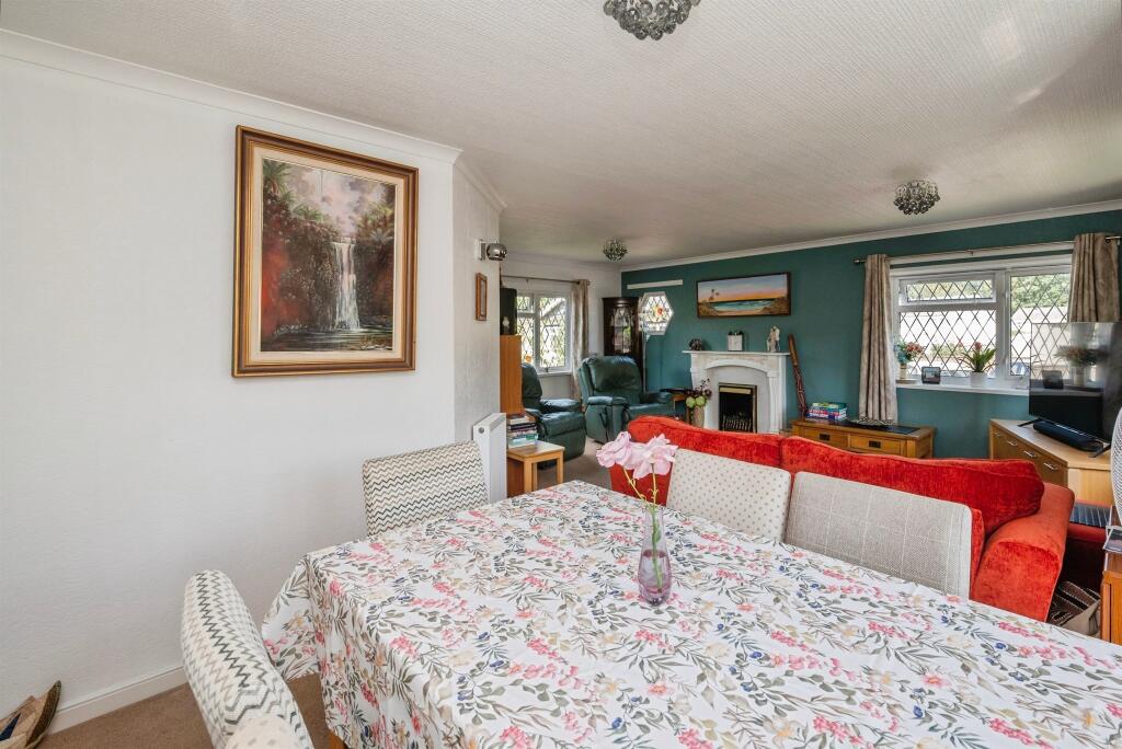 House in Broadland, Haveringland - More