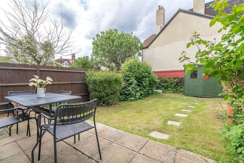 House in London, Haringey Heartlands, Hornsey - More