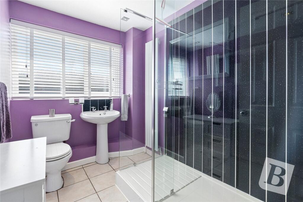 House in Strood, Medway - View 4
