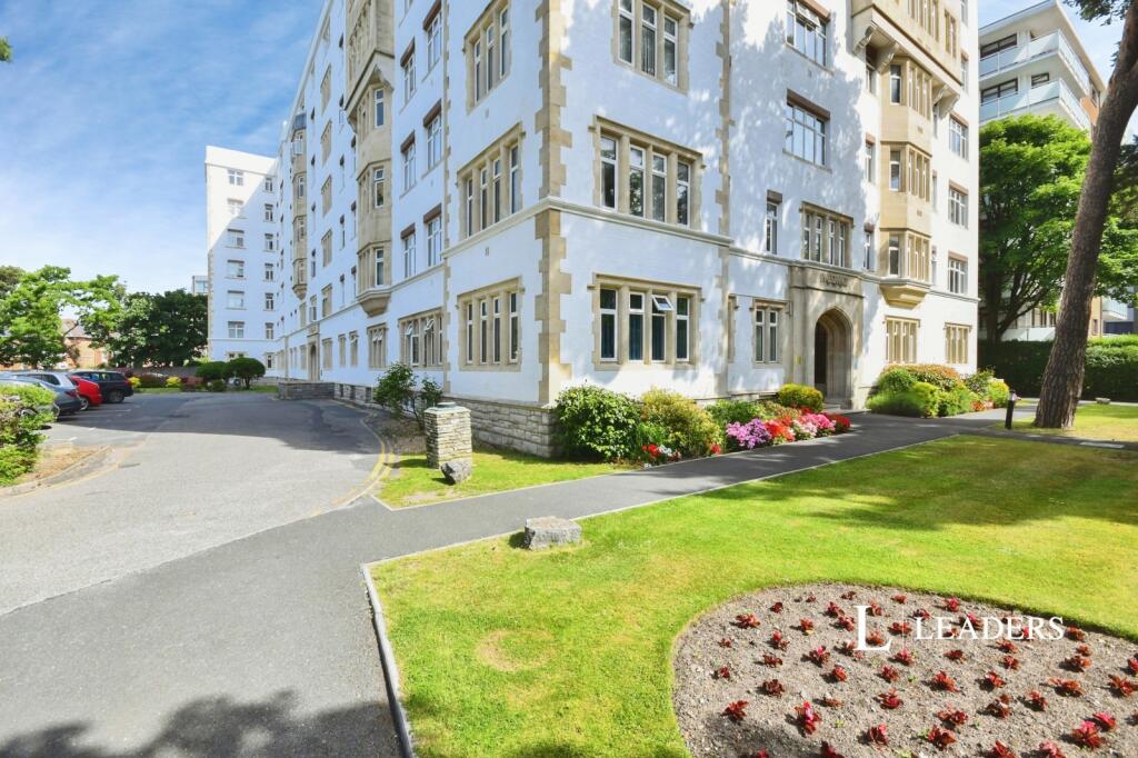 Apartment in Bournemouth - View 2