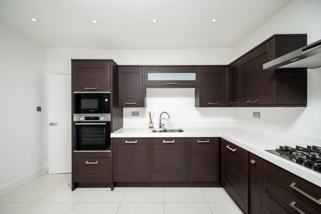 Apartment in London, St. John's Wood - View 4