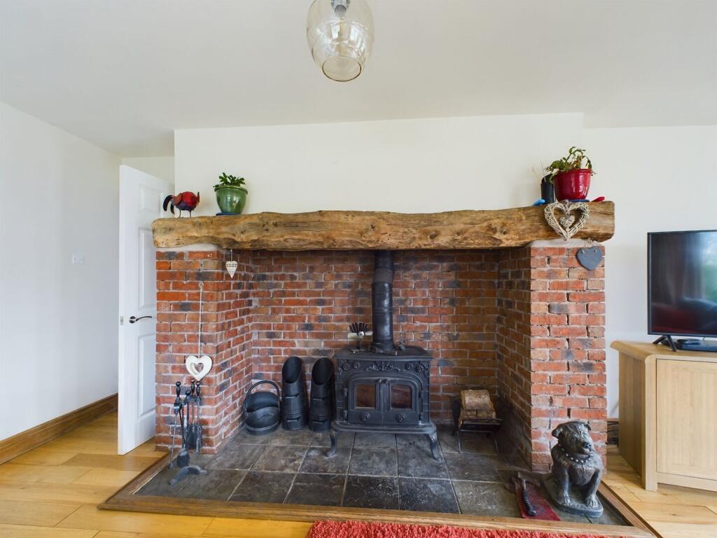 House in Telford - View 4