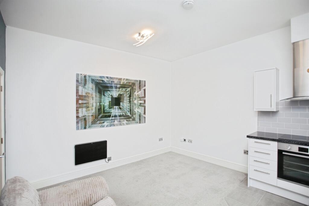 Apartment in Coventry - View 5