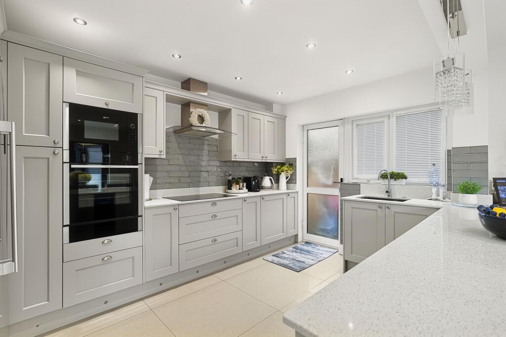 House in Cardiff, Llanishen - View 5