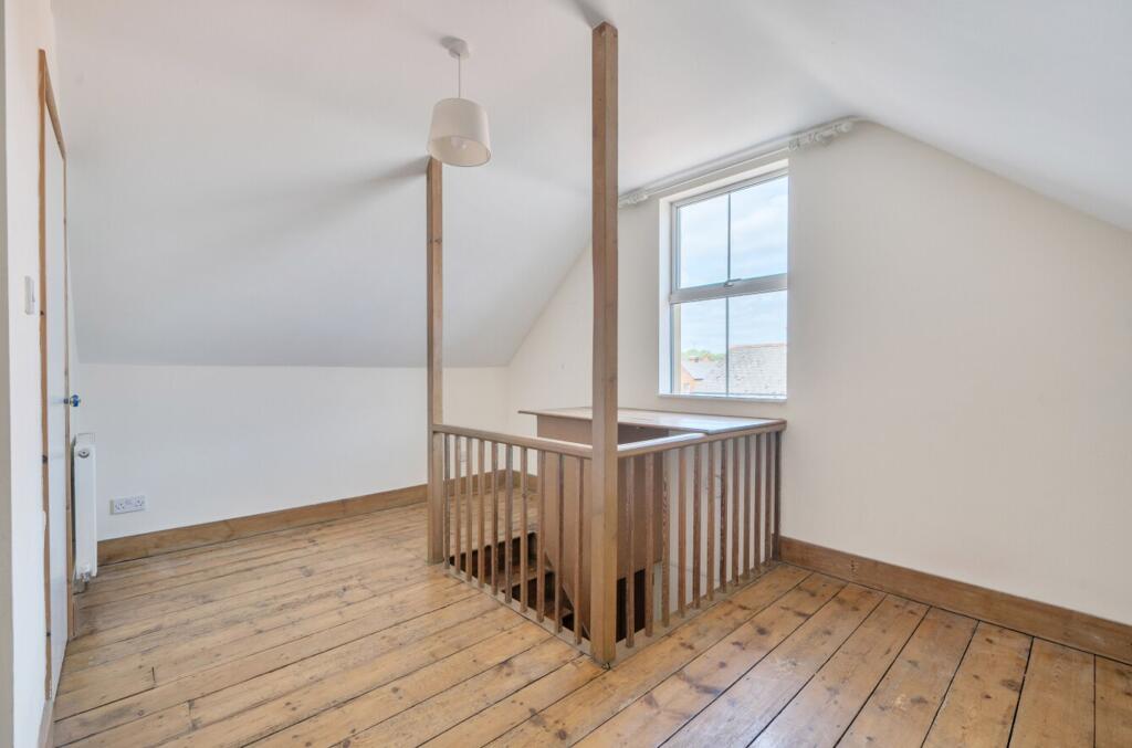 House in Reading, Caversham - View 2