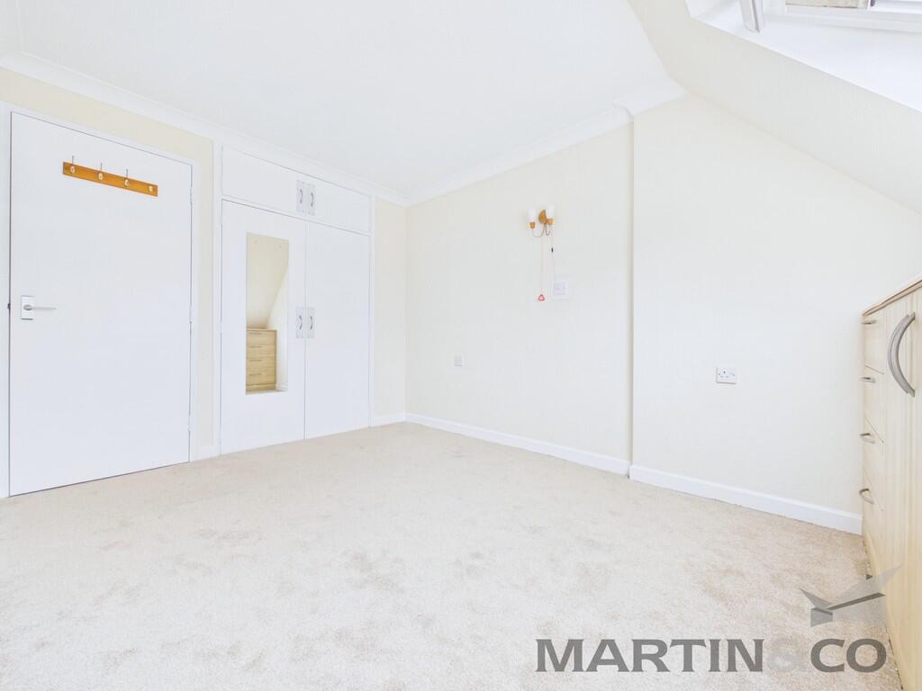 Apartment in Portsmouth - More