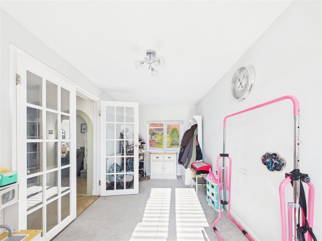 House in Bristol, Barrs Court, Oldland - View 4