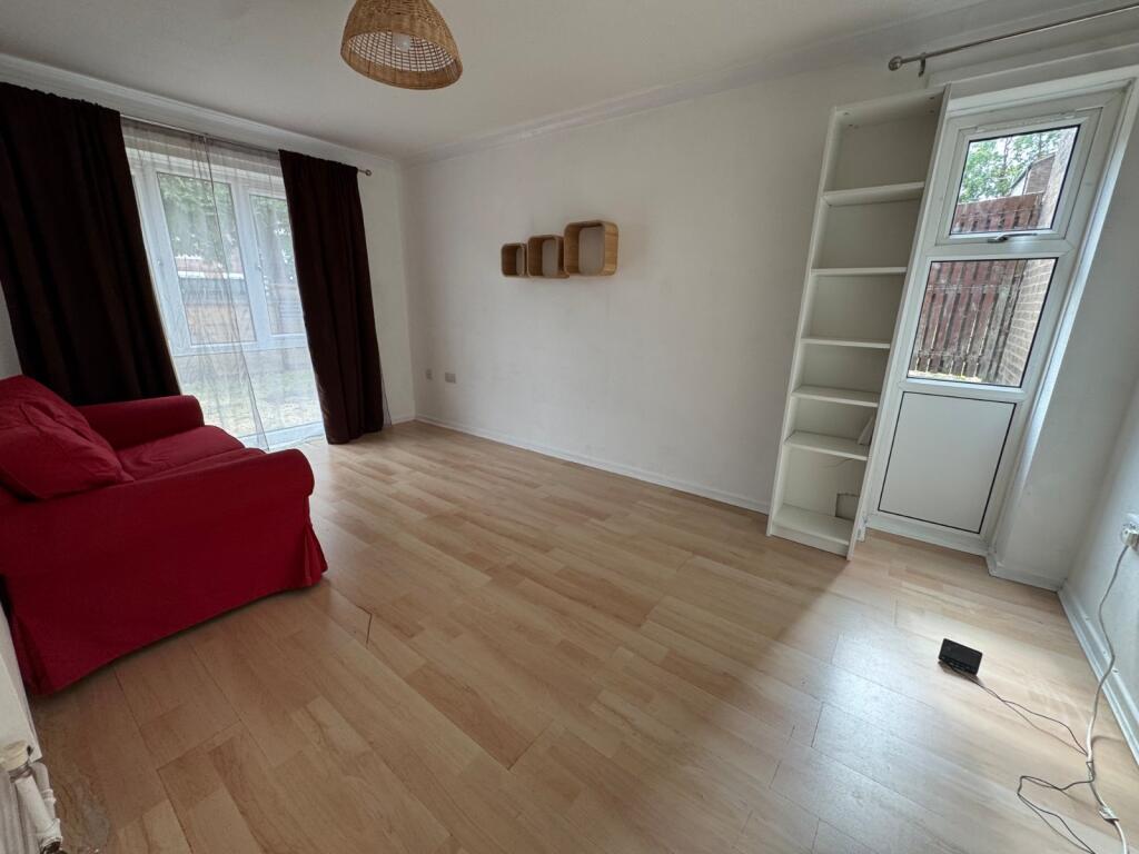 House in Nottingham - View 4